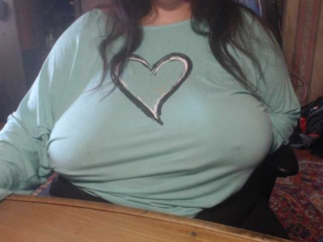 tanyvel34 live cam on BongaCams