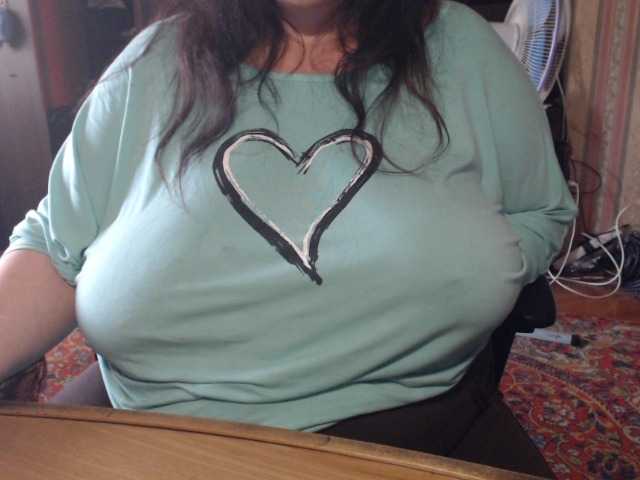 tanyvel34 live cam on BongaCams