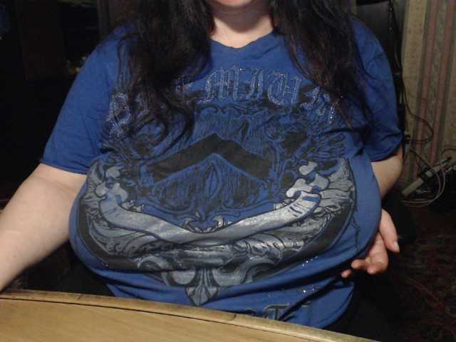 tanyvel34 live cam on BongaCams