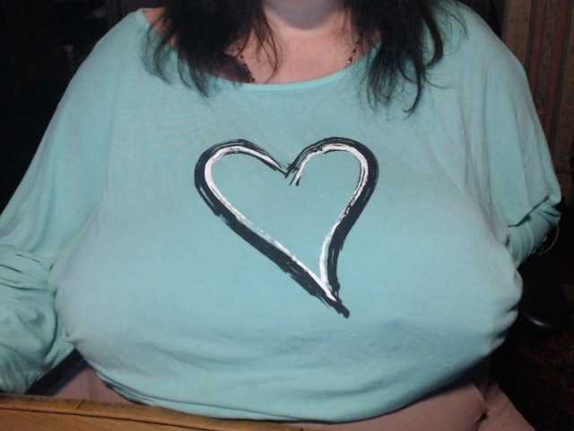 tanyvel34, live now on BongaCams