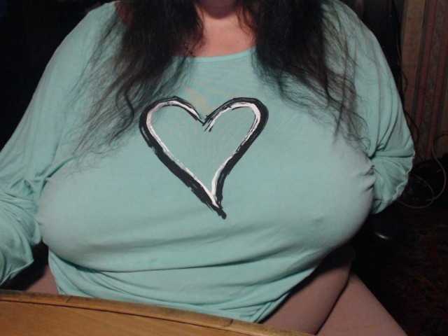 tanyvel34 live cam on BongaCams