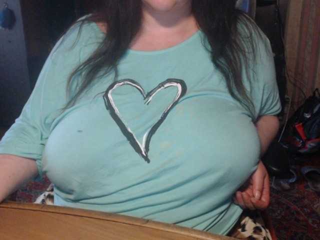 tanyvel34 live cam on BongaCams