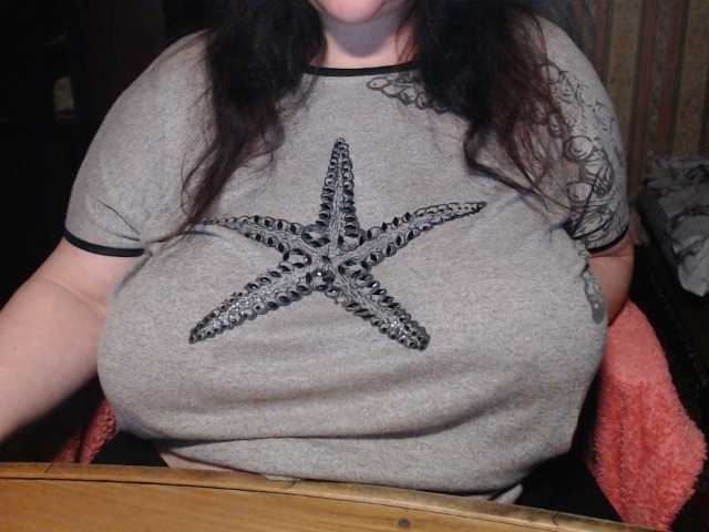 tanyvel34 live cam on BongaCams