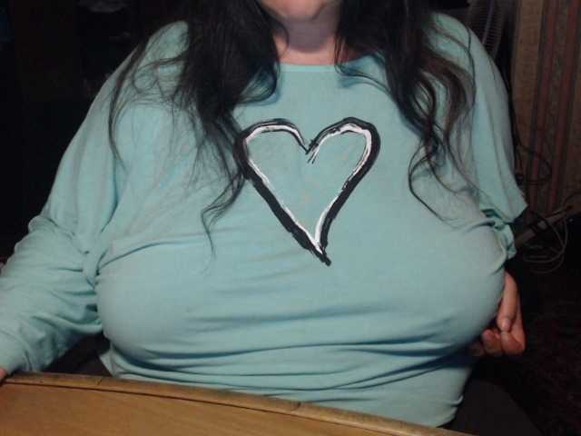 tanyvel34 live cam on BongaCams