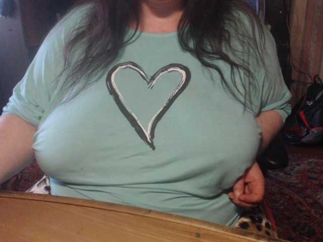 tanyvel34 live cam on BongaCams