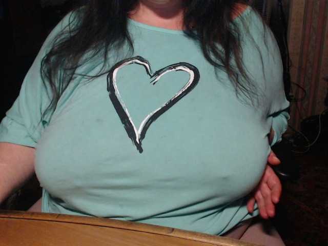 tanyvel34 live cam on BongaCams