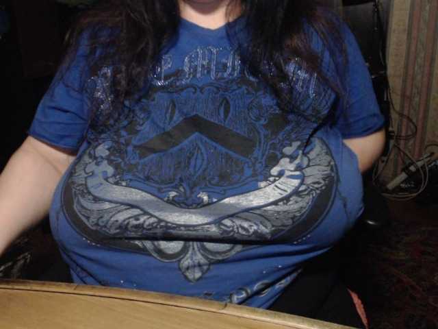 tanyvel34 live cam on BongaCams