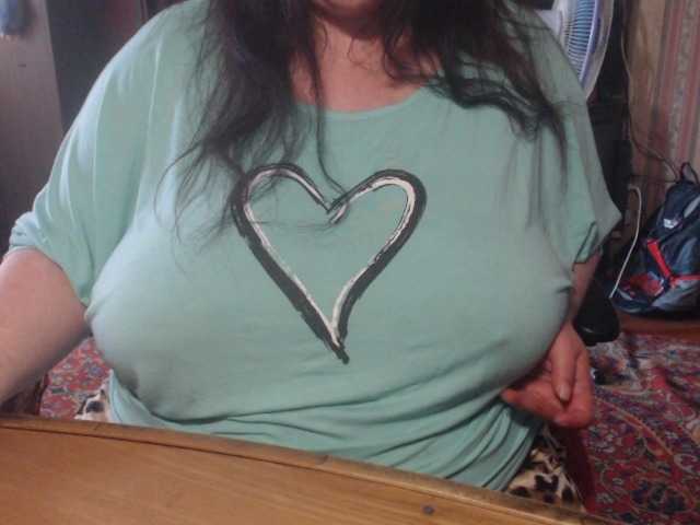 tanyvel34 live cam on BongaCams