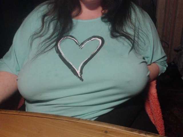 tanyvel34 live cam on BongaCams