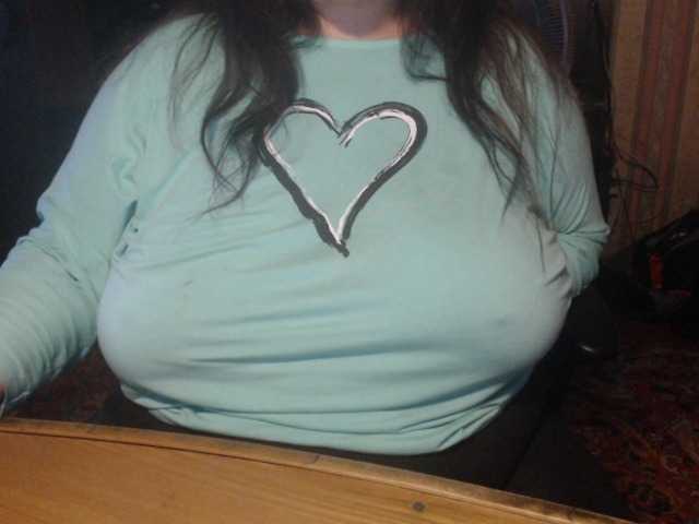 tanyvel34 live cam on BongaCams