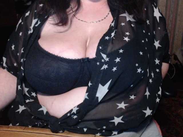 tanyvel34 live cam on BongaCams