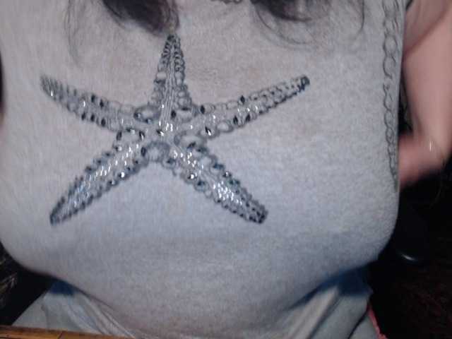 tanyvel34 live cam on BongaCams