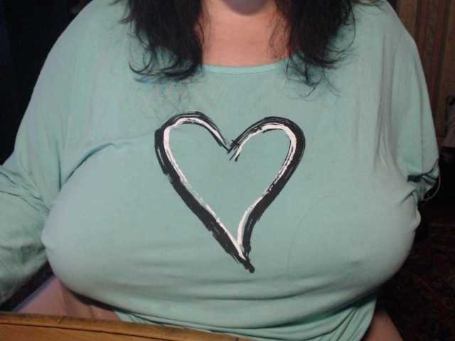 tanyvel34 live cam on BongaCams