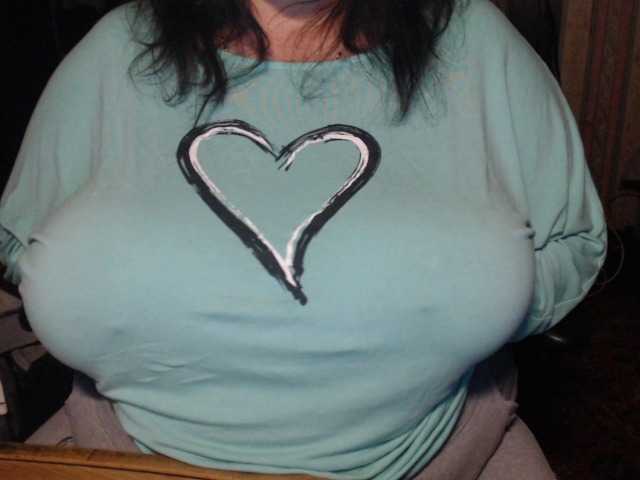 tanyvel34 live cam on BongaCams