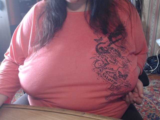tanyvel34 live cam on BongaCams