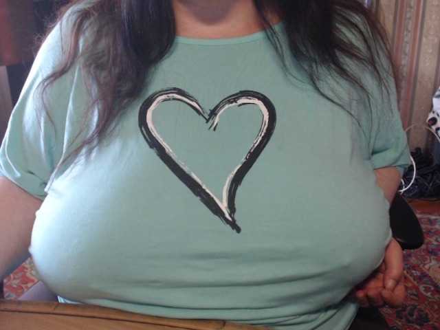 tanyvel34 live cam on BongaCams
