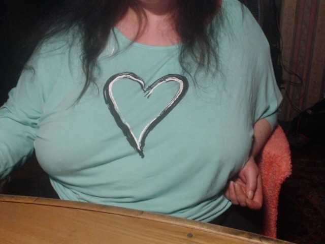 tanyvel34 live cam on BongaCams