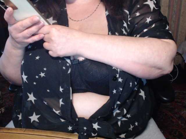 tanyvel34 live cam on BongaCams