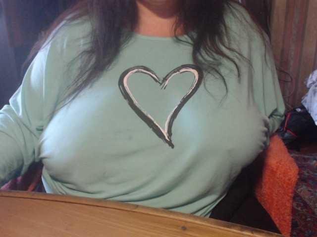 tanyvel34 live cam on BongaCams