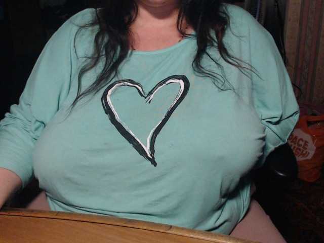 tanyvel34 live cam on BongaCams
