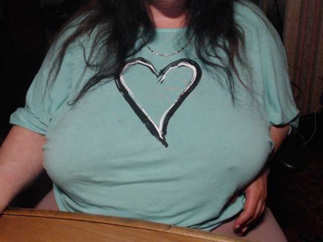 tanyvel34 live cam on BongaCams