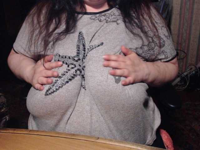 tanyvel34 live cam on BongaCams