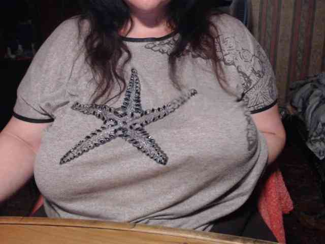 tanyvel34 Live Webcam on BongaCams