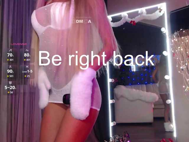 AngelaLovely live cam on BongaCams