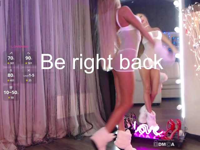 AngelaLovely live cam on BongaCams