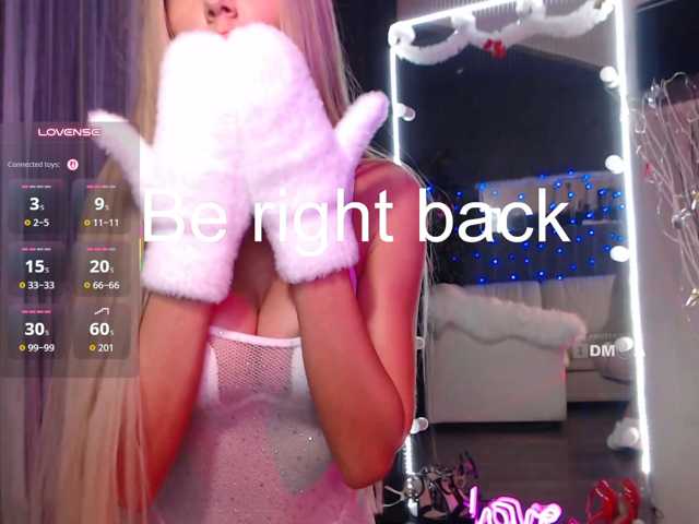 AngelaLovely live cam on BongaCams