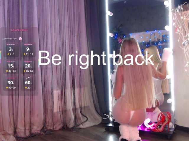 AngelaLovely live cam on BongaCams