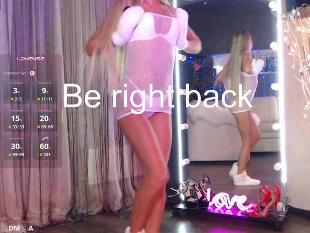 AngelaLovely live cam on BongaCams