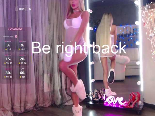 AngelaLovely live cam on BongaCams