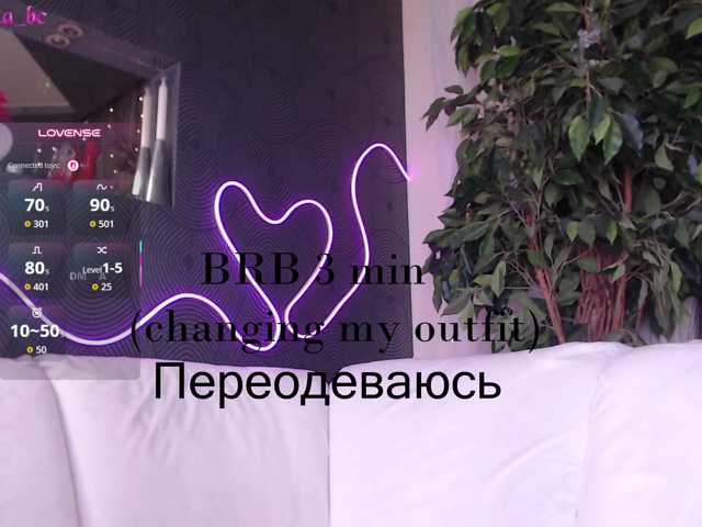 AngelaLovely live cam on BongaCams