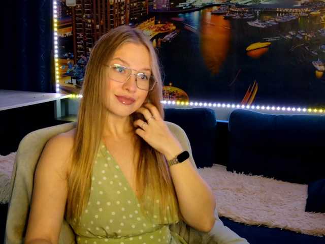 vikascorpik live cam on BongaCams