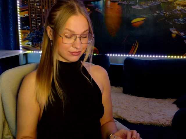 vikascorpik, live now on BongaCams