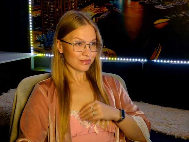 vikascorpik live cam on BongaCams