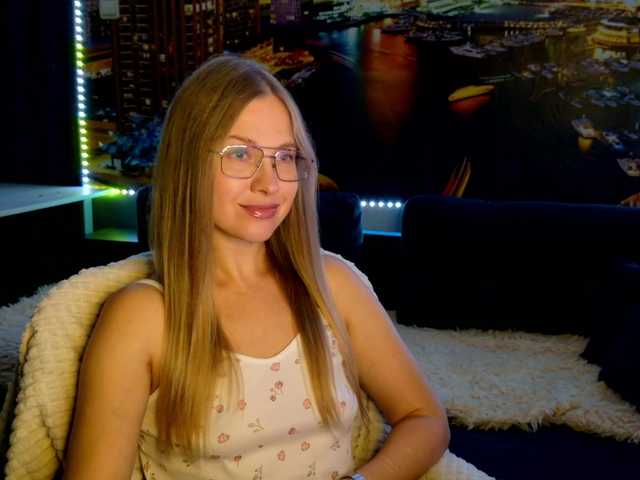 vikascorpik live cam on BongaCams
