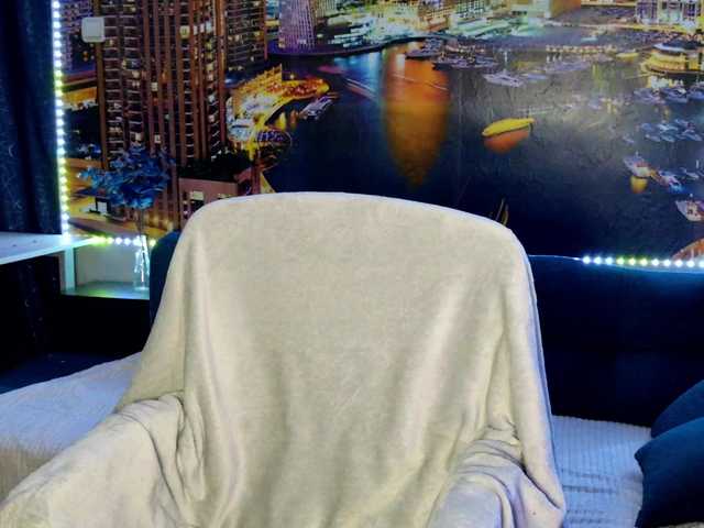 vikascorpik live cam on BongaCams