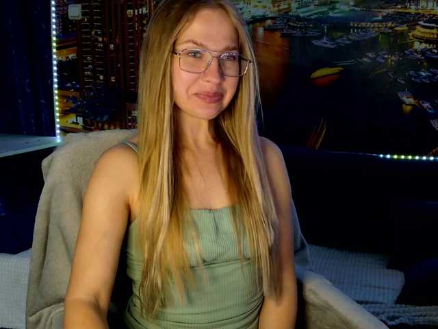 vikascorpik live cam on BongaCams