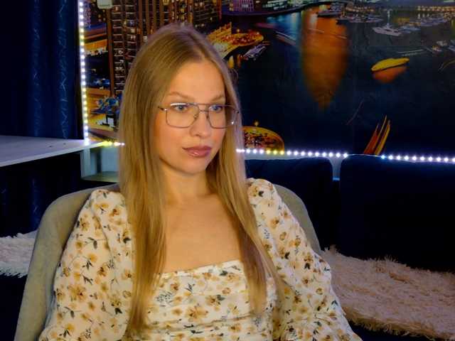 vikascorpik live cam on BongaCams