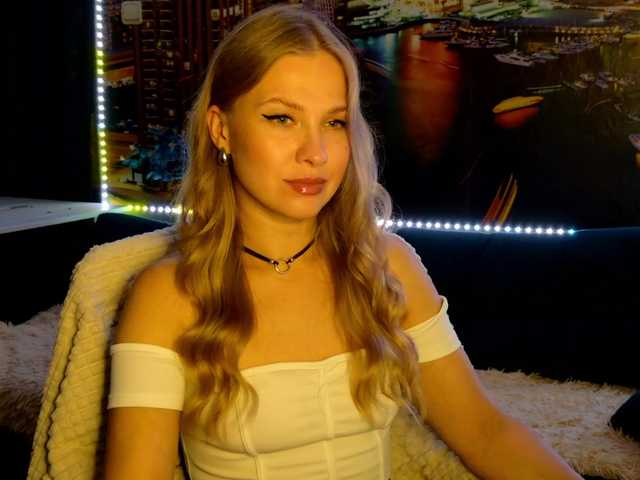 vikascorpik live cam on BongaCams