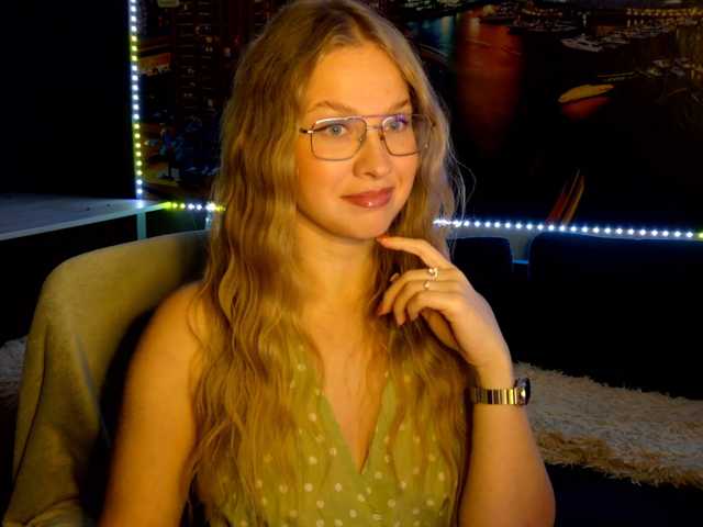 vikascorpik live cam on BongaCams