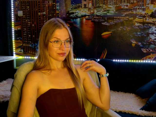 vikascorpik live cam on BongaCams