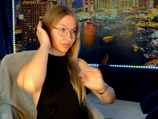 vikascorpik live cam on BongaCams