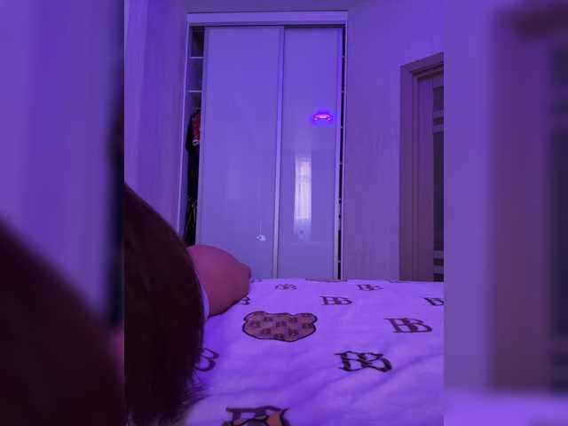 sweetkira25 live cam on BongaCams