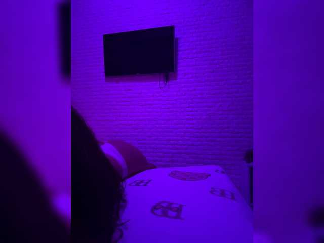 sweetkira25 live sex