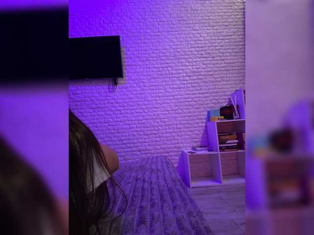 sweetkira25 live cam on BongaCams