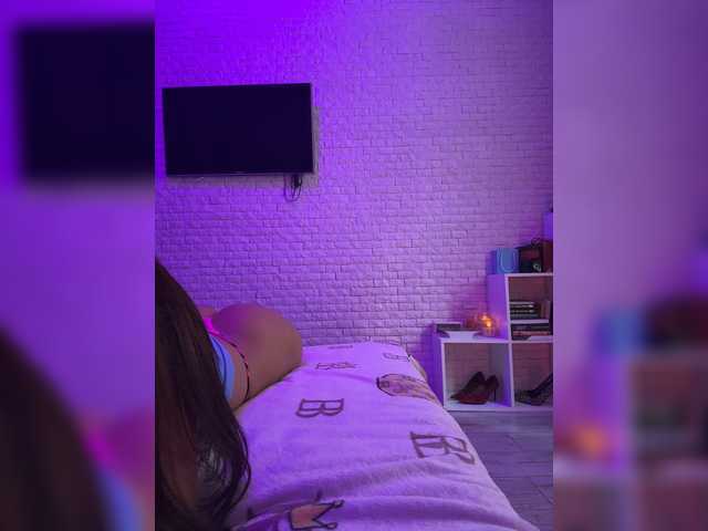 sweetkira25 live webcam show