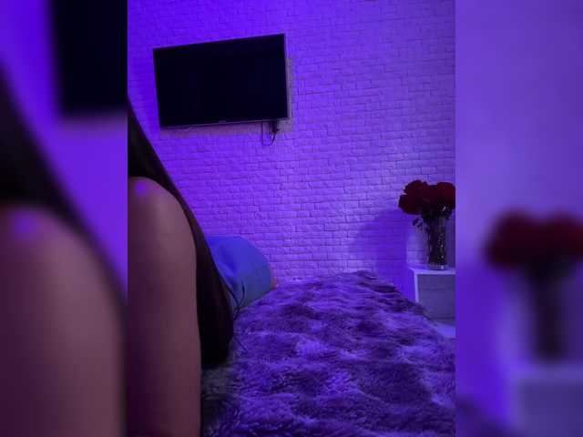 sweetkira25 live sex show